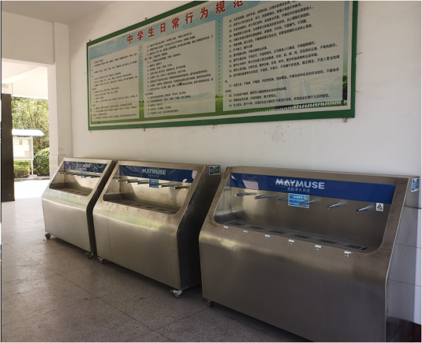 直飲水平臺(tái) 進(jìn)入新北區(qū)奔牛初級(jí)中學(xué)